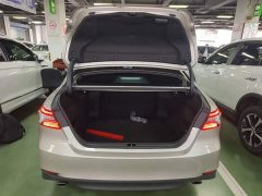 Toyota Camry 2021 2.0G Luxury - ფოტო 19