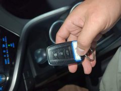 Toyota Camry 2021 2.0G Luxury - ფოტო 9