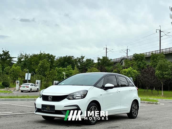 Honda Fit 1.5L CVT Sport Edition - ავტომობილი ჩინეთიდან