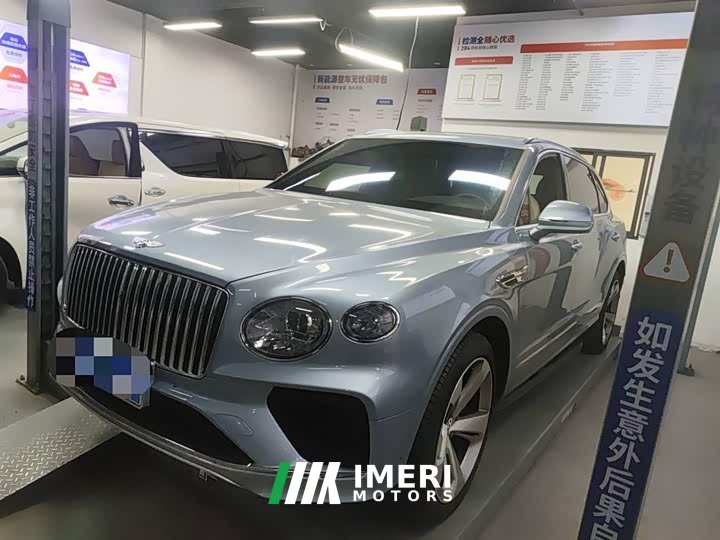 Bentley Bentayga 4.0T V8 Long Wheelbase - ავტომობილი ჩინეთიდან