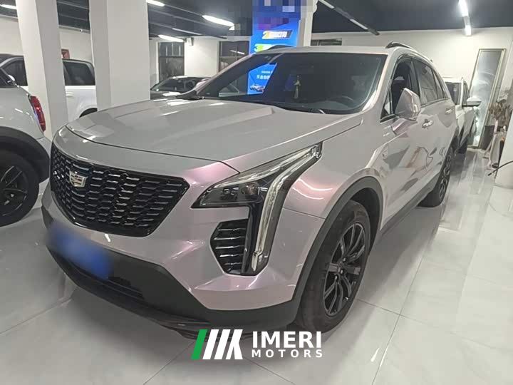 Cadillac XT4 28T FWD Luxury