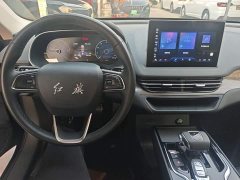 FAW Red Flag E-QM5 Facelift Base Mobility Edition - ფოტო 10