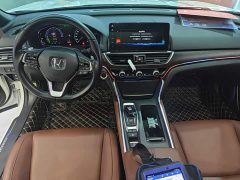 Honda Yingshipai Sharp Hybrid 2.0L Pure Elegance Edition - ფოტო 10