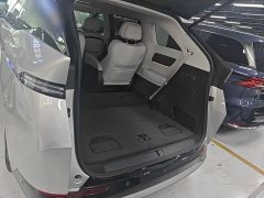 XPeng X9 Pure Electric 702 AWD High Performance Max - фото 19