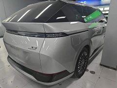 XPeng X9 Pure Electric 702 AWD High Performance Max - фото 7