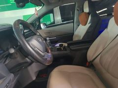 Toyota Sienna 2.5L Hybrid Comfort Edition - ფოტო 15