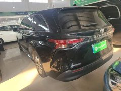Toyota Sienna 2.5L Hybrid Comfort Edition - ფოტო 5