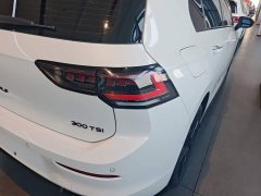 Volkswagen Golf 2025 300TSI R-Line - ფოტო 8