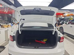 Volkswagen Lavida 300TSI DSG Starry Sky Leading Edition - ფოტო 19
