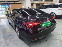 Toyota Avalon Hybrid 2.5L XLE Premium - ფოტო 5