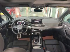 Audi Q5L 40 TFSI Luxury Dynamic - ფოტო 10