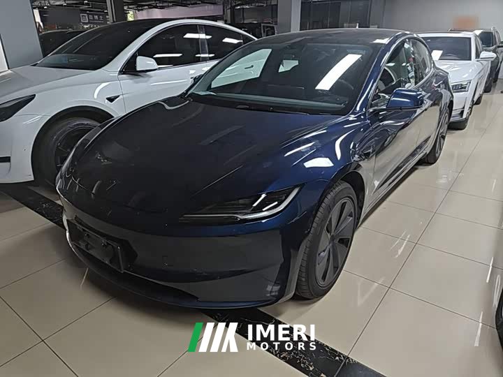 Tesla Model 3 Rear-Wheel Drive