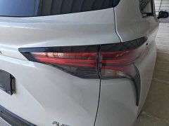Toyota Sienna 2.5L Hybrid Platinum Edition - ფოტო 8