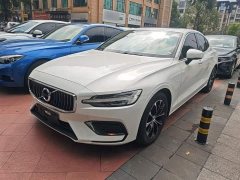 Volvo S60 2022 B4 Smart Luxury Edition - ფოტო 1