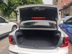 Volvo S60 2022 B4 Smart Luxury Edition - ფოტო 19