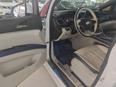 Buick GL8 Land Business Class 652T Premium - ფოტო 16