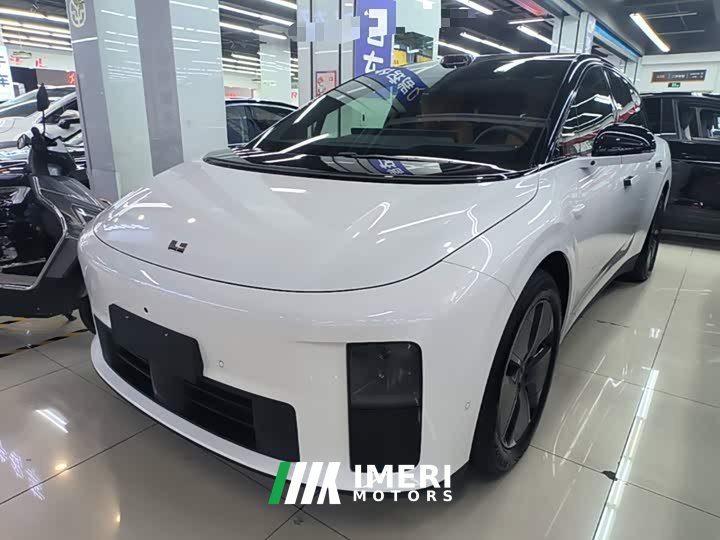 Li Auto i6 2025 Two-Wheel Drive Standard - ავტომობილი ჩინეთიდან