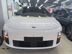 Li Auto i6 2025 Two-Wheel Drive Standard - ფოტო 3