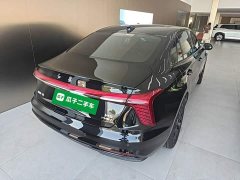 FAW Hongqi H5 PHEV 2025 130 Super Hybrid Edition - ფოტო 7