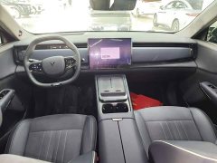 Voyah Lantu Zhiyin 2024 Ultra-Long Range Smart Comfort Edition - ფოტო 10