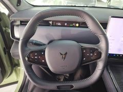Voyah Lantu Zhiyin 2024 Ultra-Long Range Smart Comfort Edition - ფოტო 11