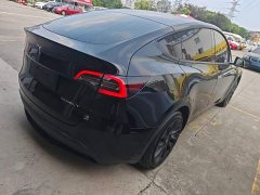 Tesla Model Y Standard Range RWD - ფოტო 7