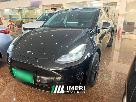 2022 Tesla Model Y Rear-Wheel Drive