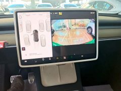 Tesla Model Y Rear-Wheel Drive - ფოტო 13