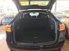 Tesla Model Y Rear-Wheel Drive - ფოტო 19