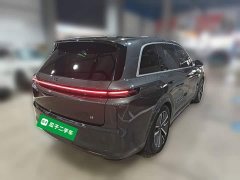 Li Auto L8 2024 Pro - ფოტო 10