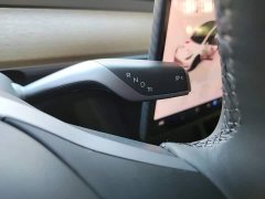 Tesla Model Y Performance All-Wheel Drive - ფოტო 14