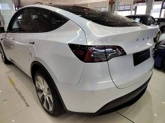 Tesla Model Y Long Range All-Wheel Drive 3D7 - ფოტო 5