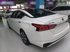 Nissan Teana 2021 2.0L XL Comfort - ფოტო 5