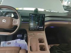 NIO ES8 2023 75kWh Executive - ფოტო 13