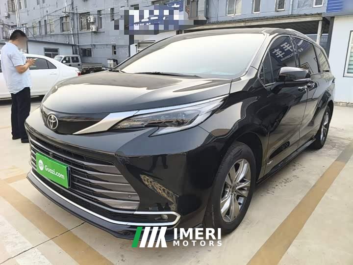 Toyota Sienna 2.5L Hybrid AWD Premium