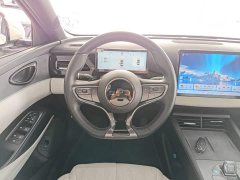 BYD Dolphin 06 DM-i Smart Drive 120KM Deluxe - ფოტო 11