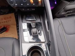 Hyundai Elantra 1.5L CVT Luxury - ფოტო 14