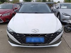 Hyundai Elantra 1.5L CVT Luxury - ფოტო 3