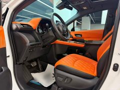 Toyota Sienna 2023 2.5L Hybrid Premium Edition - ფოტო 17