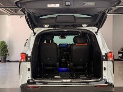 Toyota Sienna 2023 2.5L Hybrid Premium Edition - ფოტო 2