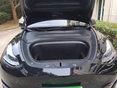 Tesla Model Y Rear-Wheel Drive - ფოტო 20