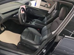 Tesla Model Y Rear-Wheel Drive - ფოტო 15