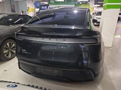 Tesla Model Y Rear-Wheel Drive - ფოტო 6