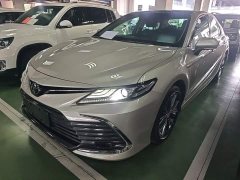 Toyota Camry 2.5G Luxury - ფოტო 2