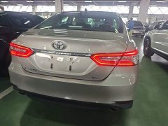 Toyota Camry 2.5G Luxury - ფოტო 6