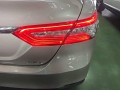 Toyota Camry 2.5G Luxury - ფოტო 8