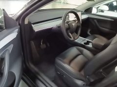 Tesla Model Y Rear-Wheel Drive - ფოტო 16