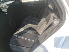 Volkswagen Golf 280TSI DSG R-Line 50th Anniversary Edition - ფოტო 17