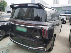 FAW Red Flag HQ9 PHEV 2.0T AWD Business Edition - ფოტო 7