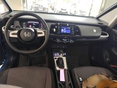 Honda Fit 1.5L CVT Trend Edition - ფოტო 10